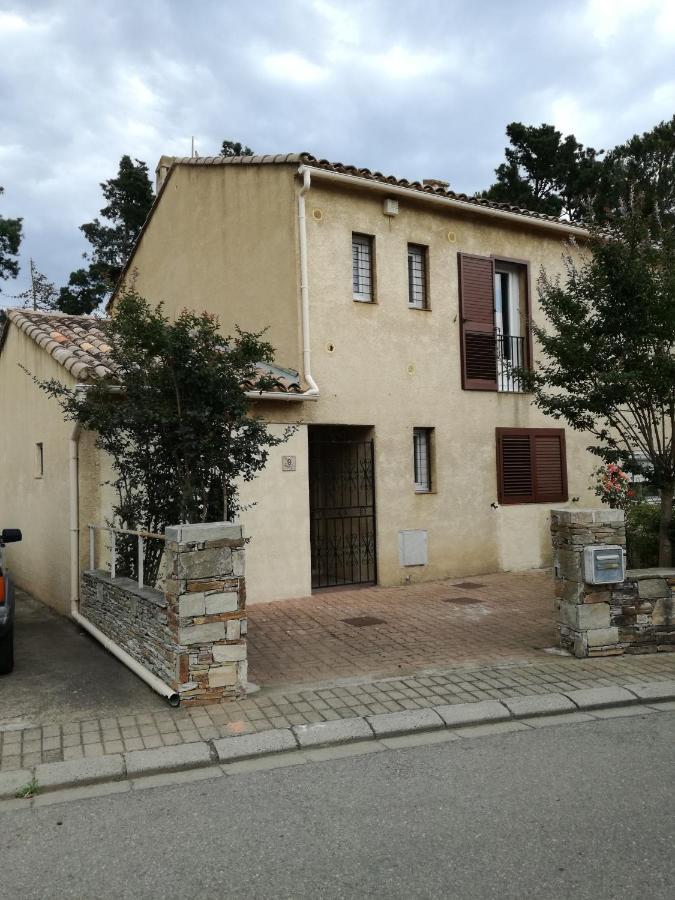 Villa Bord De Mer Corse Santa-Maria-Poggio  Dış mekan fotoğraf